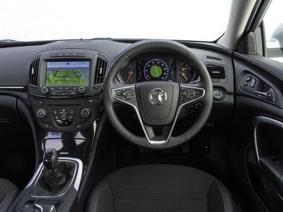 Vauxhall Insignia Country Tourer 2013 года  (фото 4 из 28)